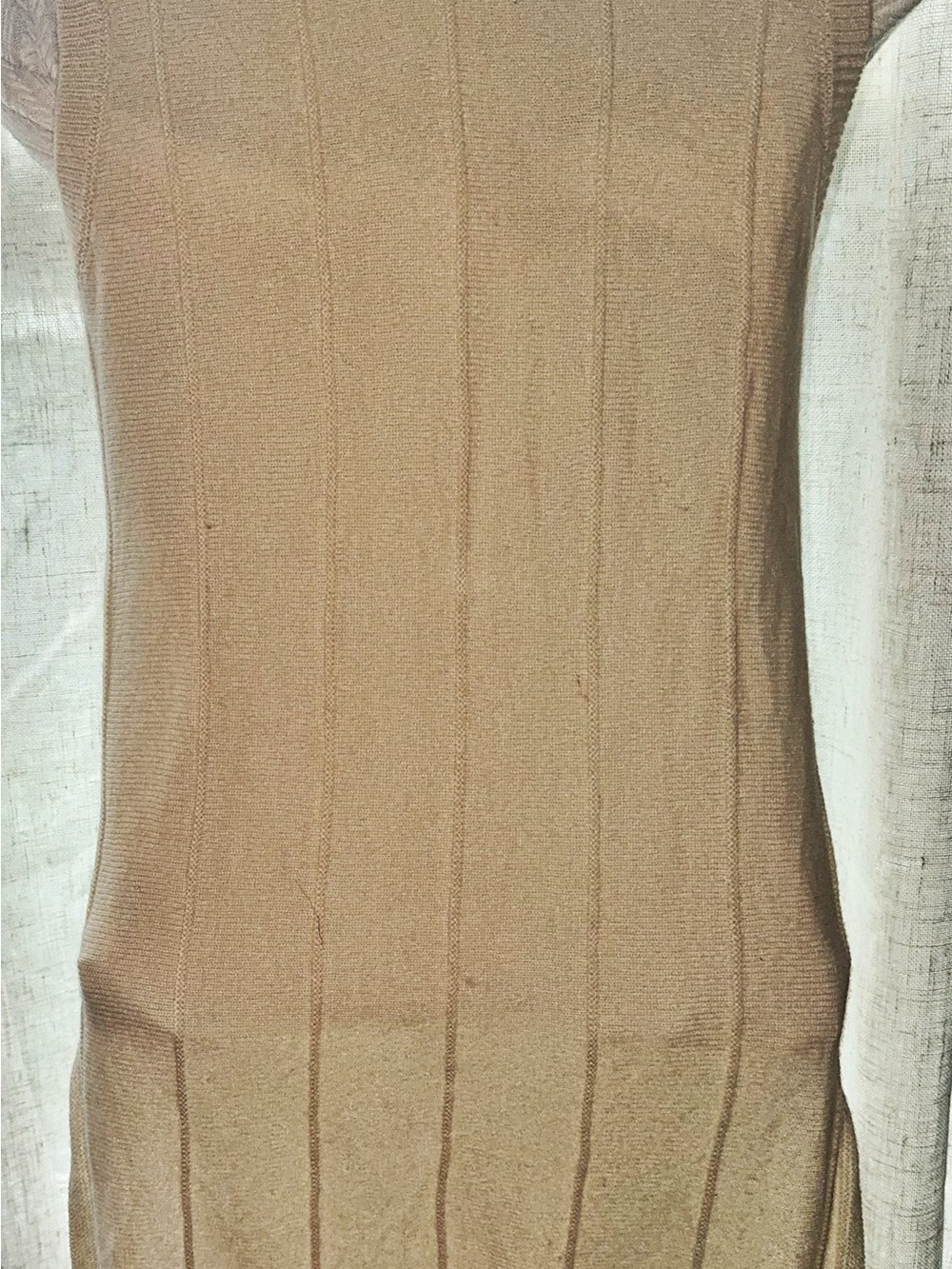 100% Cashmere • Theory • White Chocolate Biscotti • Quiet Luxury Vest - Picture 3 of 9